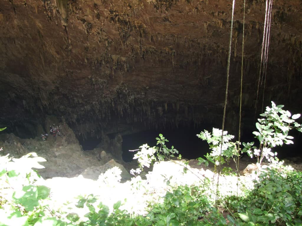 Gruta do Lago Azul