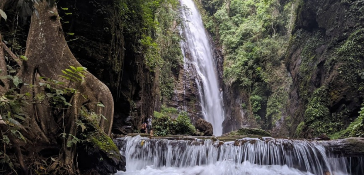 O Vale das Ostras é uma opção de trilhas perto de São Paulo que levam a cachoeiras
