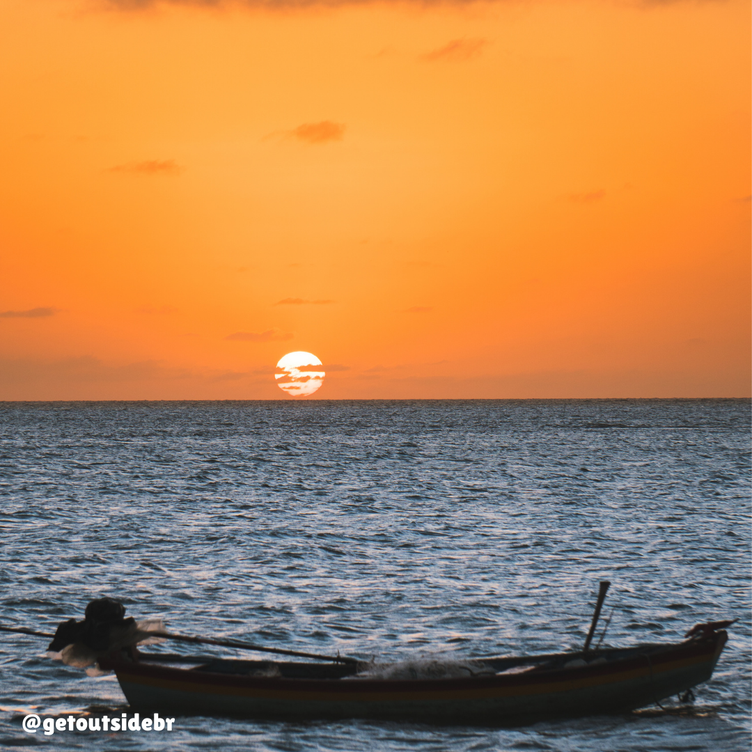 Pôr do sol na praia de Barra Grande, Piauí, uma das praias do nordeste para kitsurfing