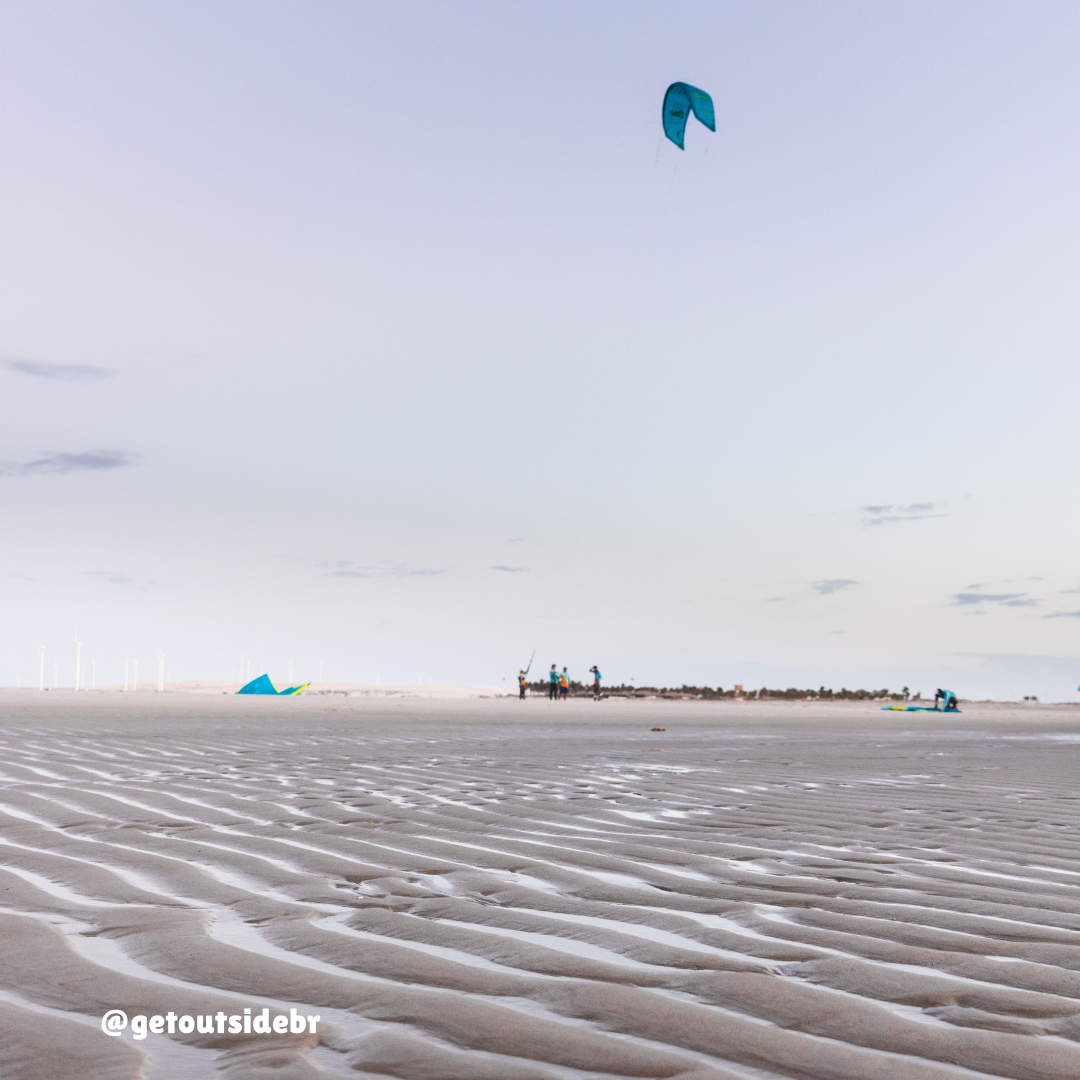 Areia da Praia Pontal do Maceió, uma das praias do nordeste para kitsurfing