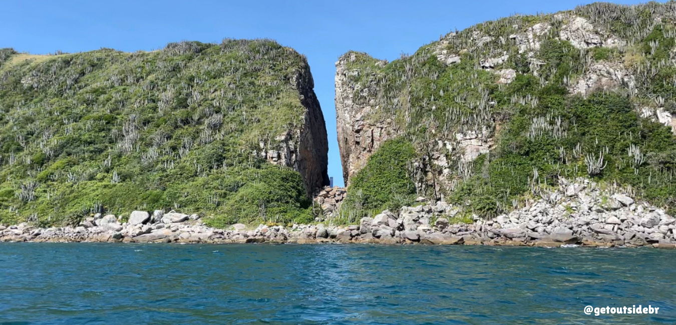Fenda de Nossa Senhora em Arraial do Cabo