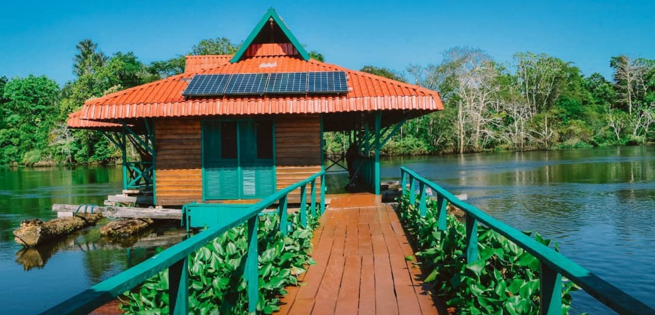 Uakari Lodge, um dos hotéis de selva na Amazônia
